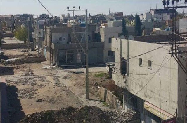 Nusaybin'deki tahribat fotoğraflara yansıdı