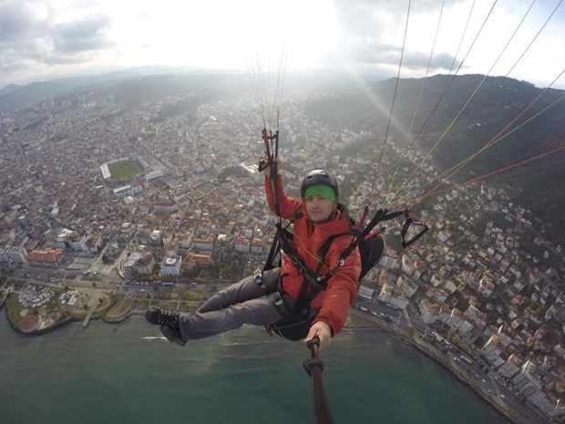 Tekirdağ sahilleri kızıla döndü