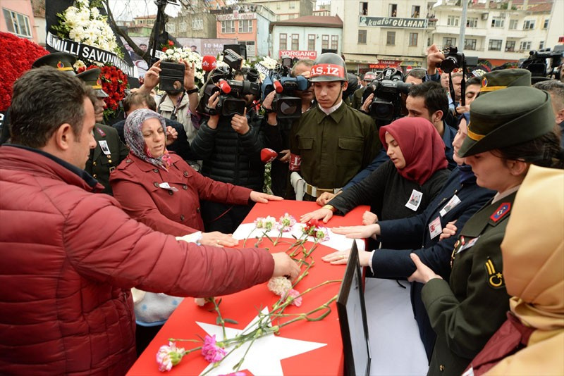 Şehit Uzman Çavuş Fatih Efiloğlu toprağa verildi