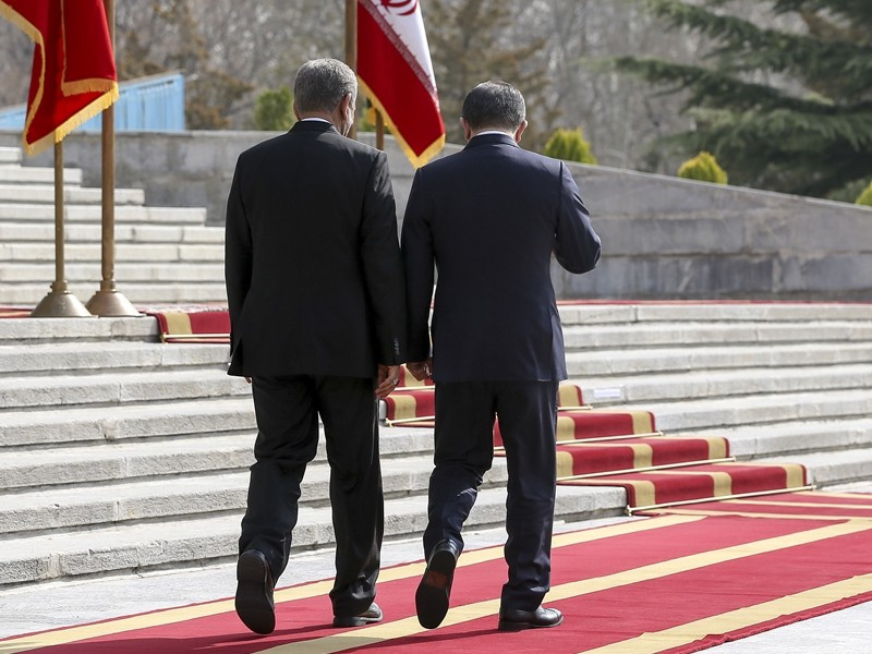 Davutoğlu'nun o ayakkabısının sırrı ortaya çıktı!