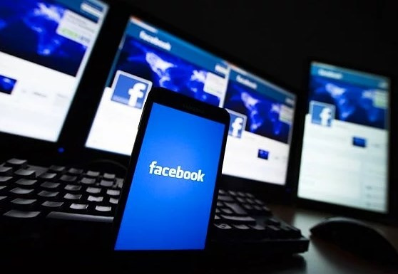 Facebook'a artık şifresiz girilecek!