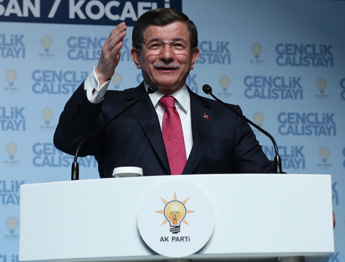 Davutoğlu'ndan muhalefete dokunulmazlık mesajı!