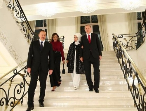 Bakü'de Erdoğan ve Aliyev zirvesi
