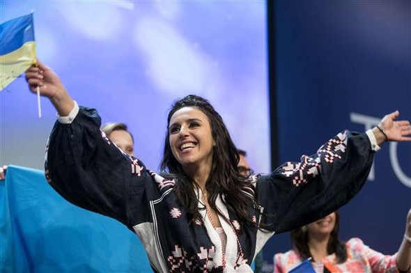 Eurovision birincisi Cemile oldu! Türkçe sürprizi