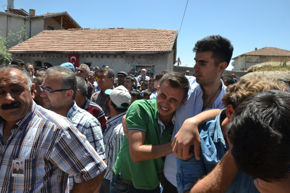 Şehit babasının feryadı yürekleri dağladı! Yaktın beni