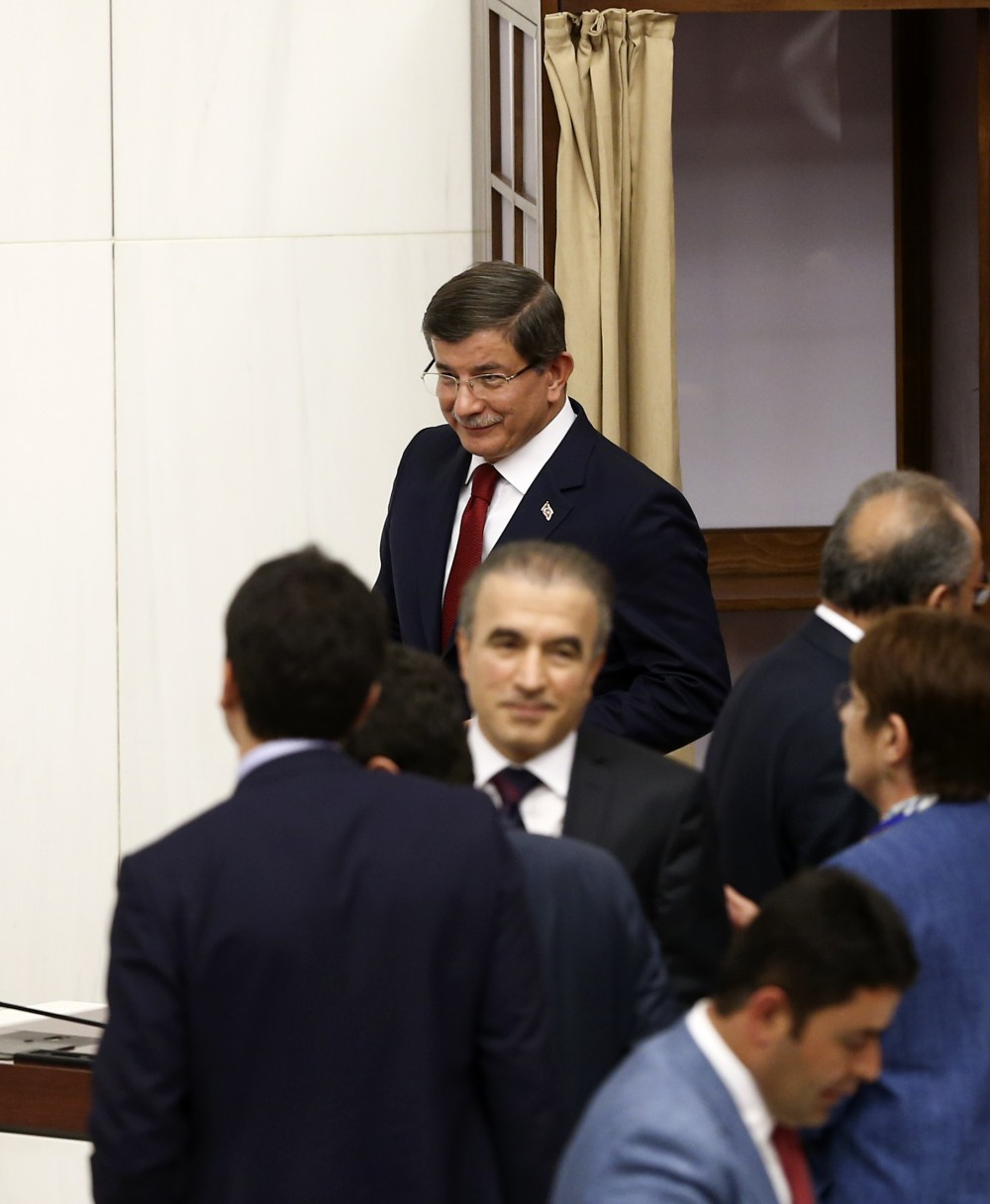 Davutoğlu oyunu kullandı! Dikkat çeken ayrıntı