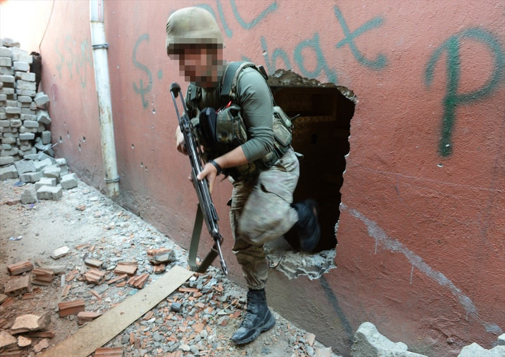 Şırnak'ta askerleri şoke eden görüntü! PKK'lılar aniden kaçınca...