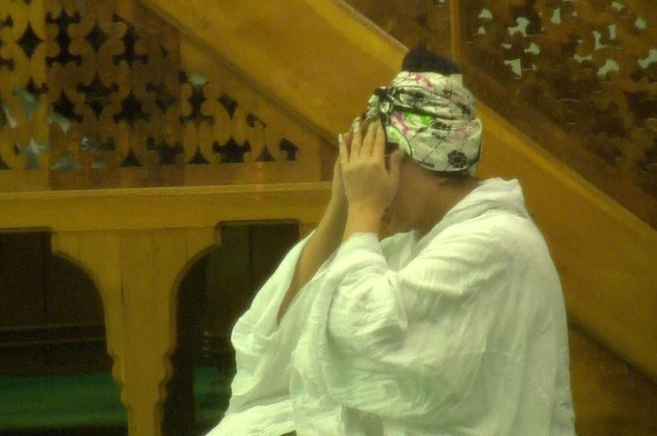 Bülent Ersoy camide gözyaşlarına boğuldu!