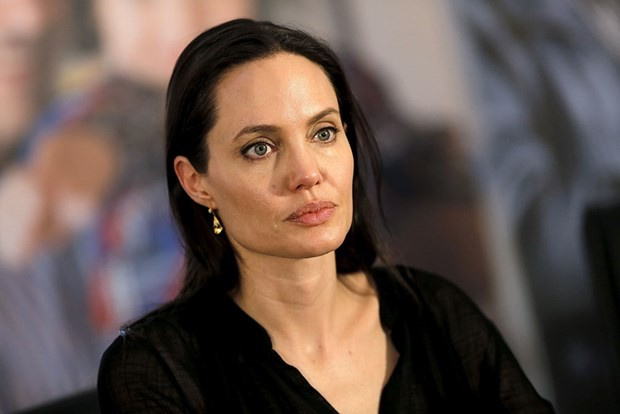 Angelina Jolie üniversitede ders verecek