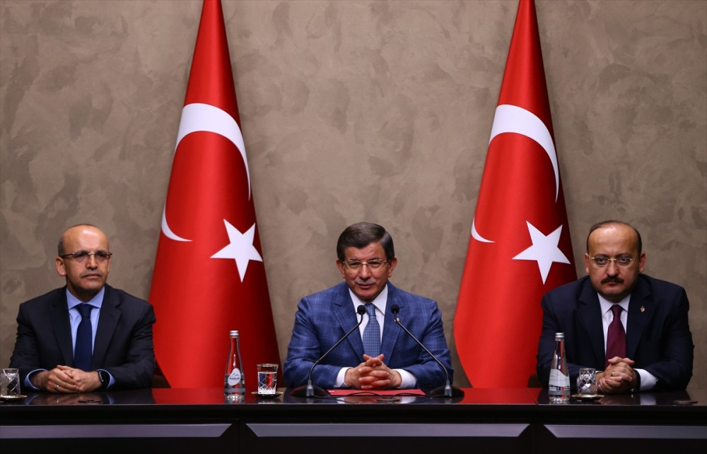 Davutoğlu'nun Bosna ziyaretinde dikkat çeken ayrıntı!