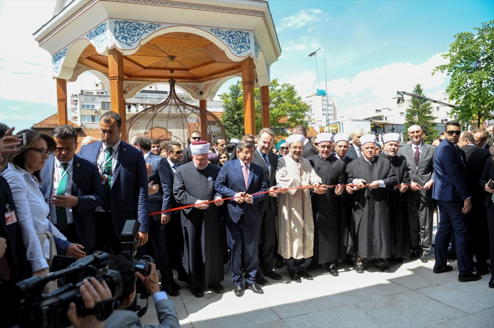 Davutoğlu'nun bu görüntüsü merak konusu oldu!