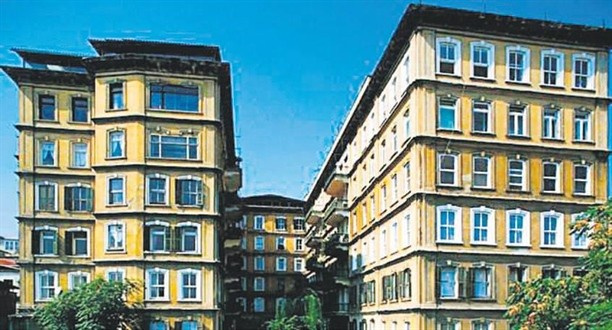 Oğluna 1 milyon dolarlık apartman dairesi aldı