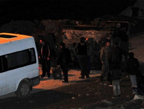 Mardin'de askeri araç devrildi! 8 asker yaralı!