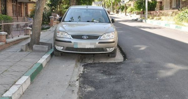 Çankaya'daki park eden araç ayrıntıya dikkat