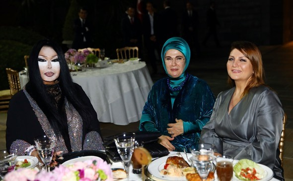 Erdoğan'ın iftar yemeğinde ünlüler geçidi