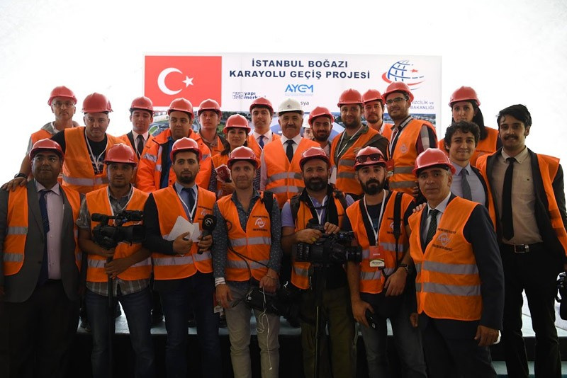 Ulaştırma Bakanı Ahmet Arslan Avrasya Tüneli'ne indi