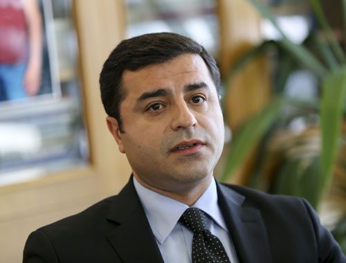  Demirtaş'tan Bahçeli'yi kızdıracak sözler! Tıpış tıpış...