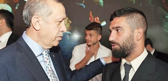 Arda Turan kapak attı : Şimdi siz yalaka dersiniz..