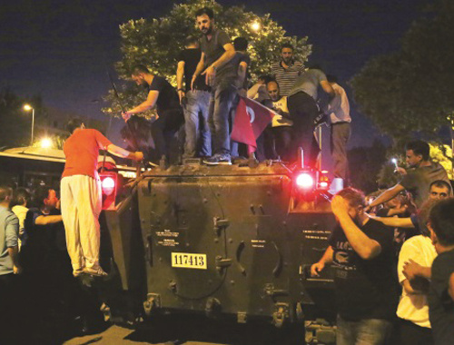 Darbe girişiminin izini kalbinde taşıyacak