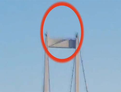 Darbe videolarının en ürperticisi köprüdeki keskin nişancı