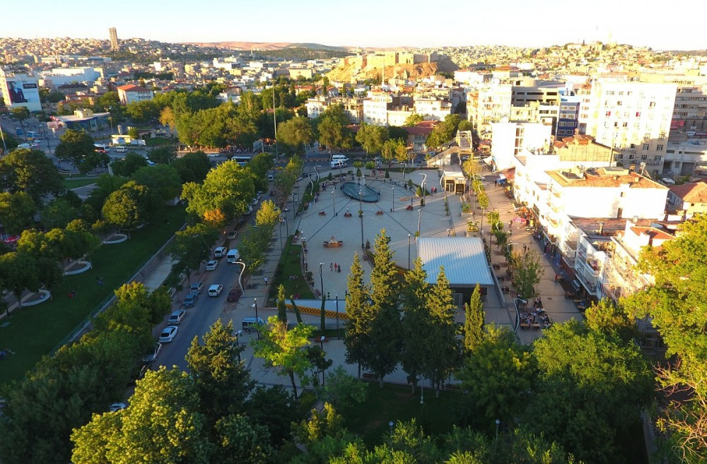 Gaziantep'in yeni meydanı: Milli İrade Meydanı