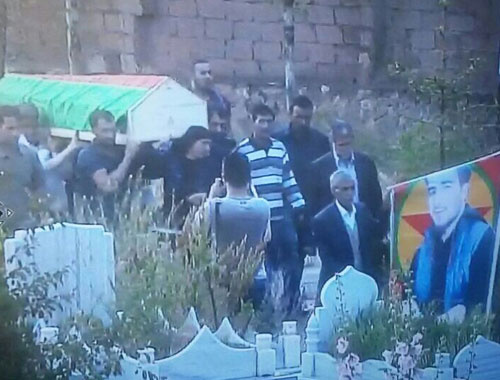HDP milletvekilleri PKK'lının cenaze töreninde