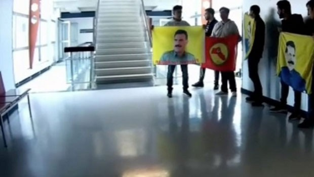 Şok haber! PKK'lılar devlet televizyonunu bastı!
