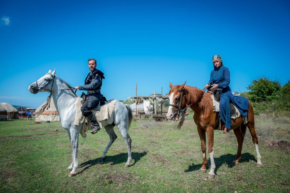 Diriliş Ertuğrul yeni sezon bombası yapımcı paylaştı