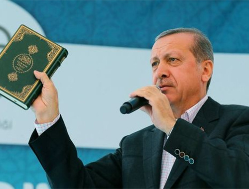 Erdoğan'dan şehitler için Kur'an tilaveti