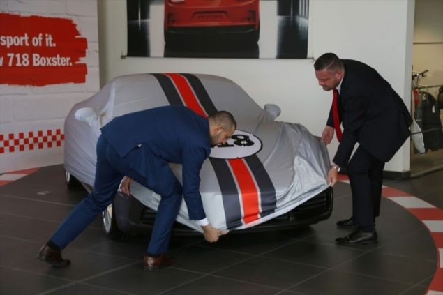 Porsche'un yeni modeli tanıtıldı