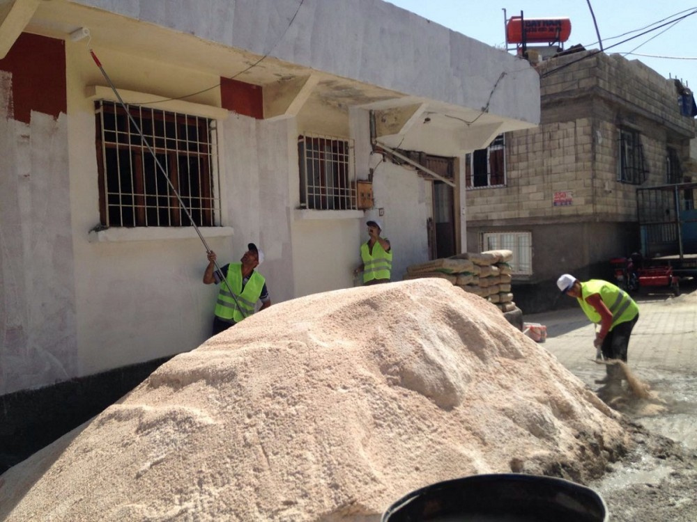 Gaziantep patlamasında hasar gören yerler onarılıyor