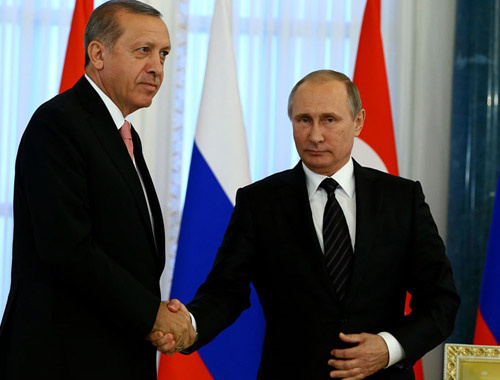 Erdoğan ile Putin Cerablus operasyonunu görüştü