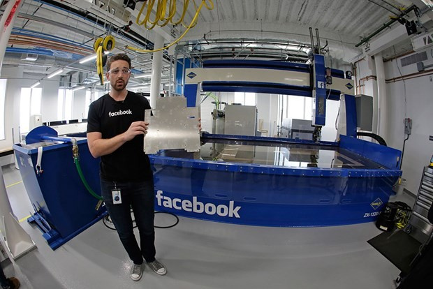 Facebook yeni laboratuvarını tanıttı