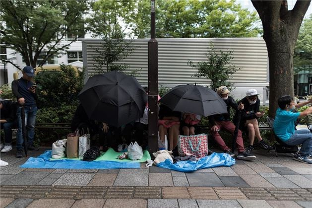 Japonya'da iPhone 7 satışları başladı