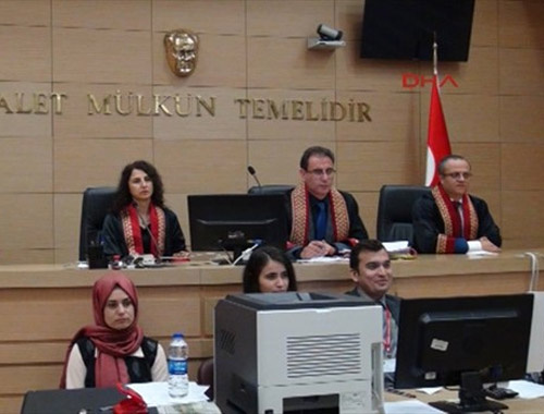 Türk yargı tarihine geçen duruşma!