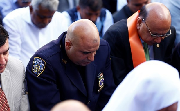 New York'ta Kabe maketi binlerce Müslüman yürüdü