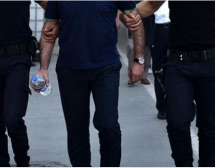 Konya'da 12 öğretmen gözaltına alındı