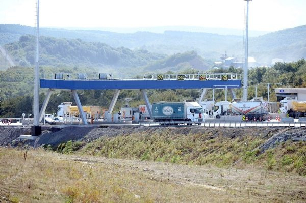 Yavuz Sultan Selim Köprüsü'nde gişe trafiği isyan ettirdi