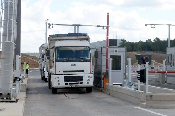 Yavuz Sultan Selim Köprüsü'nde gişe trafiği isyan ettirdi