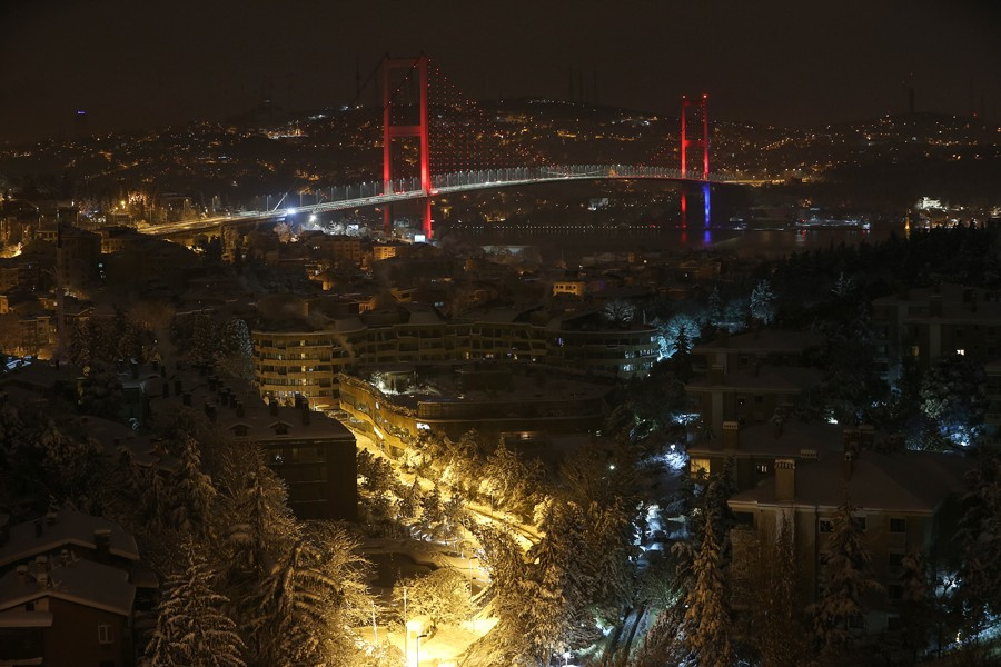 Çilesini bırakın güzelliğine bakın! Muhteşem kar manzarası