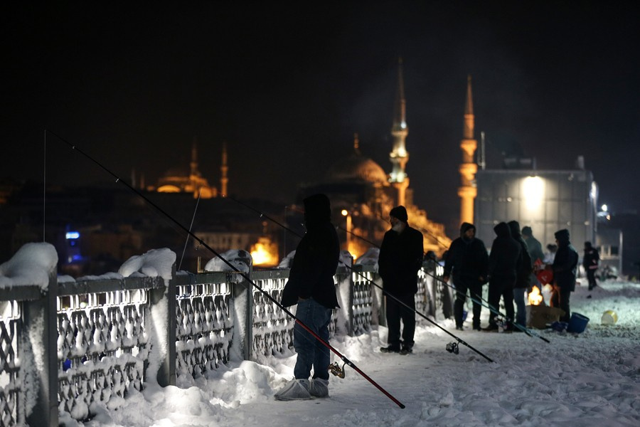 Çilesini bırakın güzelliğine bakın! Muhteşem kar manzarası