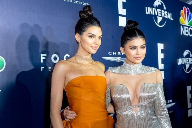 Kardashian'lara şok! İçeri almadılar kapıdan çevirdiler