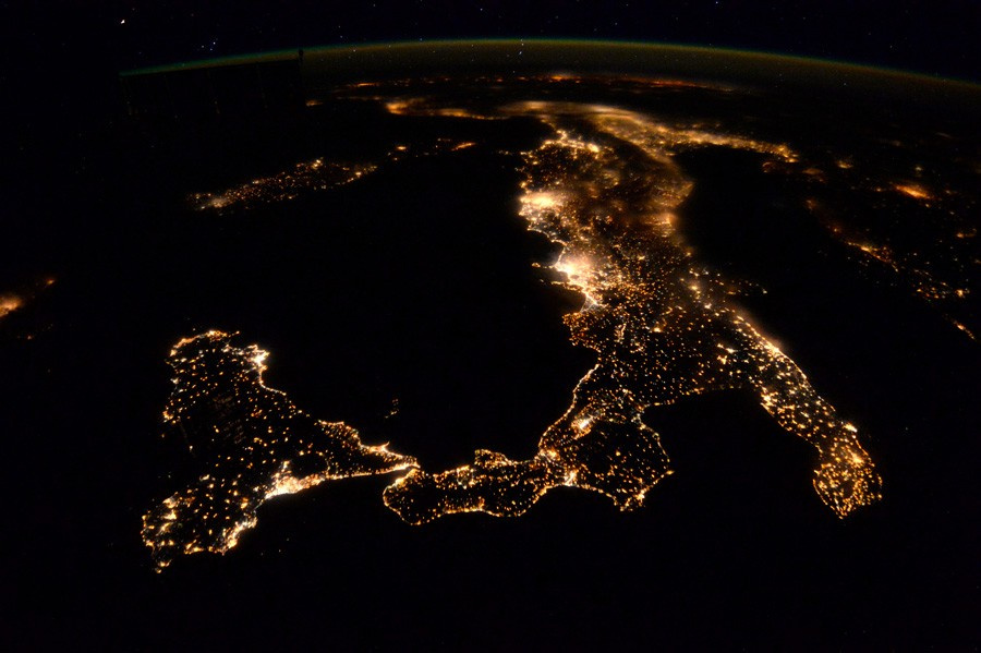 Uzay'dan nasıl görünüyoruz NASA'dan muhteşem fotoğraflar...