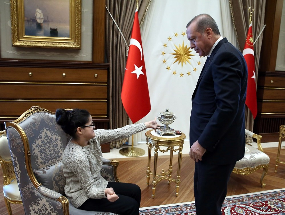 Erdoğan'ın resmini çizen engelli Gülşah'ın hayali gerçek oldu