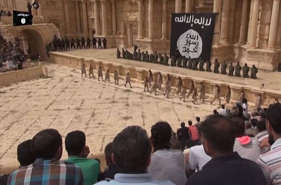 IŞİD tarihi antik tiyatroyu yerle bir etti