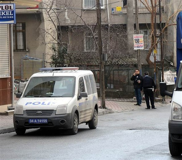 İstanbul Esenyurt'ta polise saldırı olay yerinden ilk görüntüler