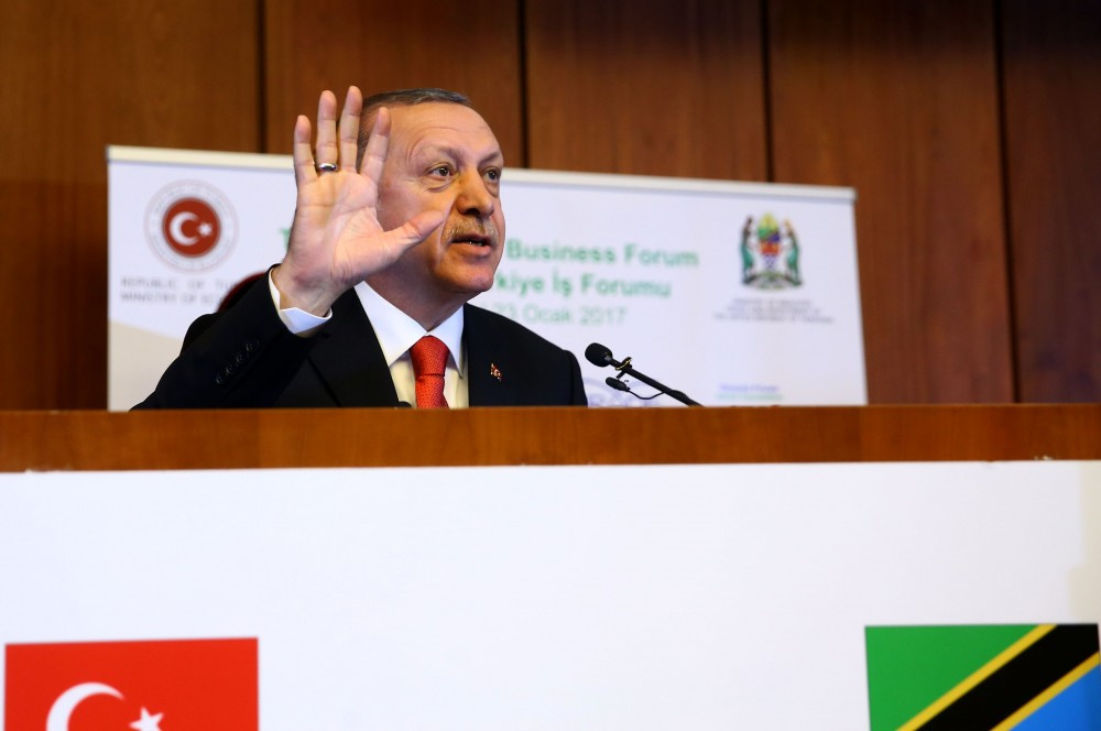 Erdoğan Tanzanya'da resti çekti! Bu sözleri uzun süre alkışlandı