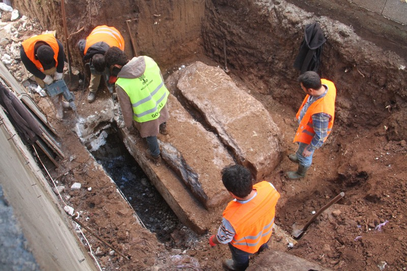 Kazı çalışmaları sonuç verdi oda mezar bulundu