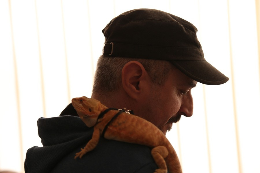 Çocukluğundan beri tarantula biriktiren adam!