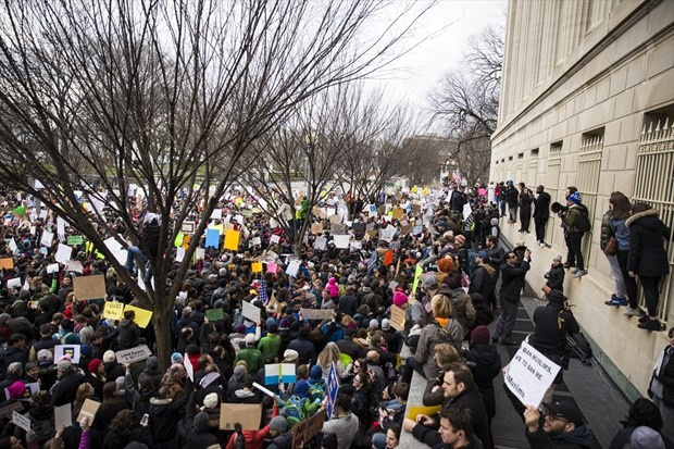 Donald Trump'ın vize kararı sonrası büyük protesto